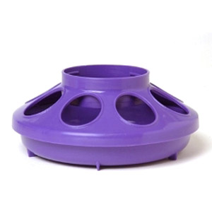 Little Giant® 1 Qt. Plastic Poultry Feeder Base