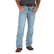 WRT20 Wrangler Retro® Relaxed Boot Cut Jean